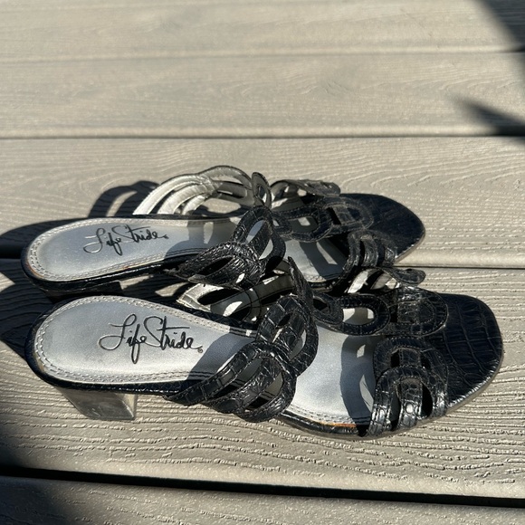 Naturalizer. Life Stride. Degario. 3 pairs of Women's Sandals - Picture 13 of 15